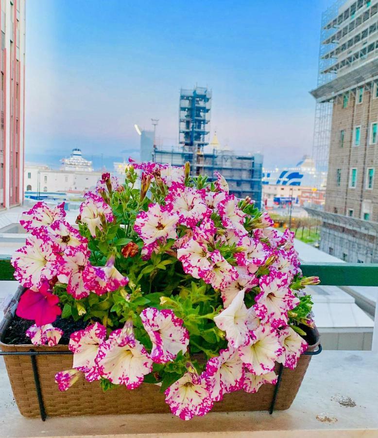 La Terrazza Sul Porto Διαμέρισμα Νάπολη Εξωτερικό φωτογραφία